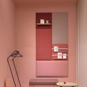 photo-1540567592819-88185873775d